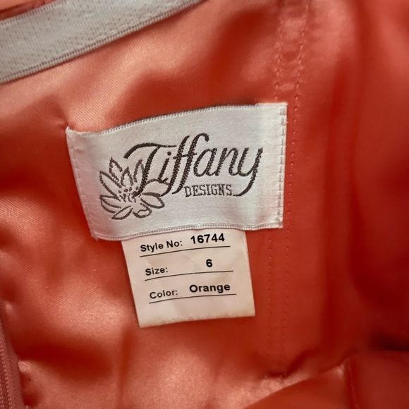 Peach Orange Long Grown Size S - Picture 3 of 6